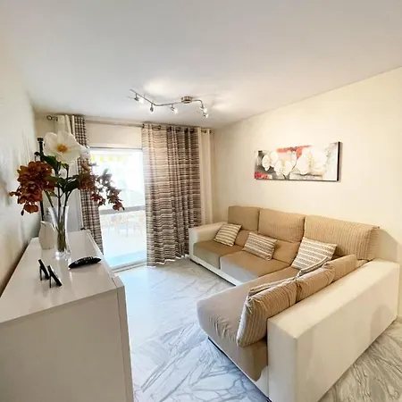 Appartement Bright Flat With Terrace Close To The Beach Fuengirola