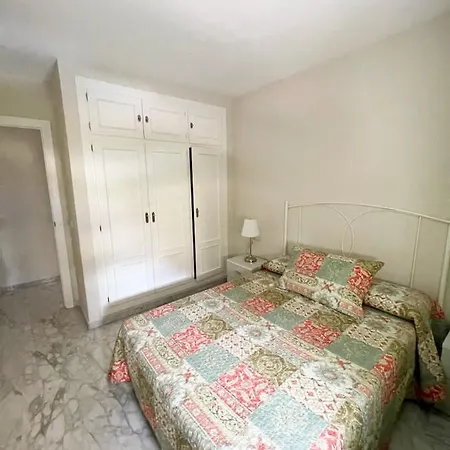 Bright Flat With Terrace Close To The Beach Fuengirola
